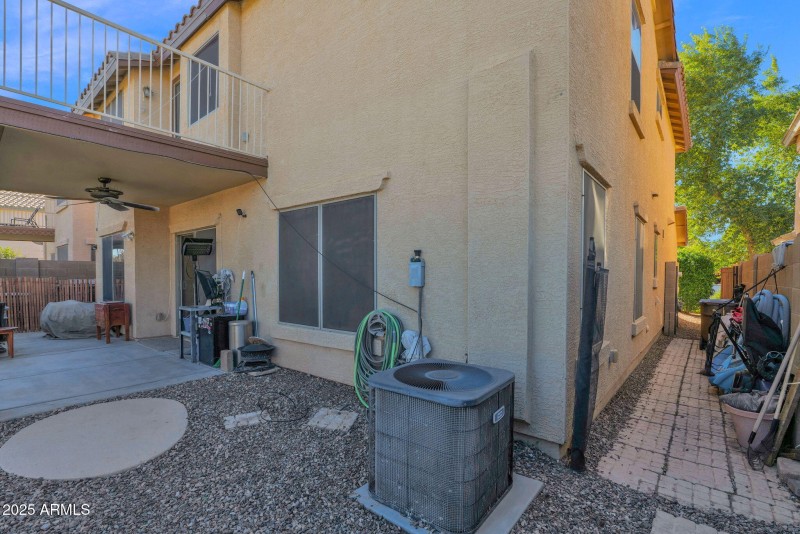 52-web-or-mls-P1393600