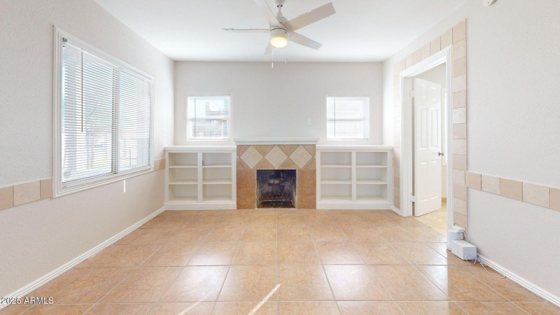 2224-N-24th-Pl-Living-Room