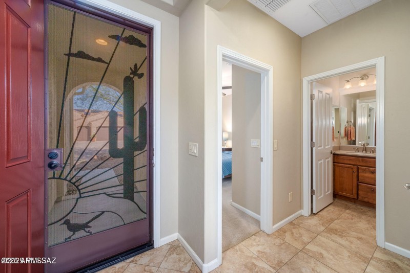 883 N Broken Hills Drive