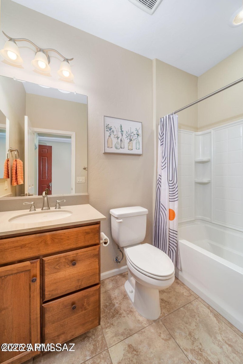 883 N Broken Hills Drive