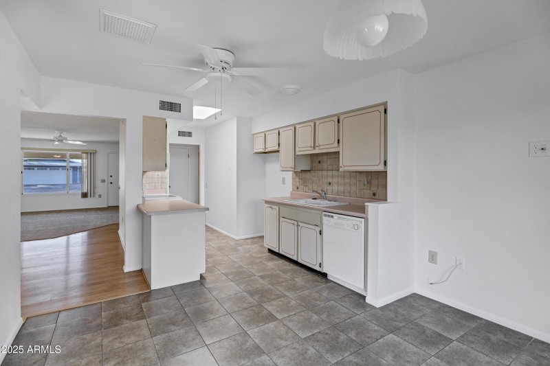 19809 N Calypso Ln-12