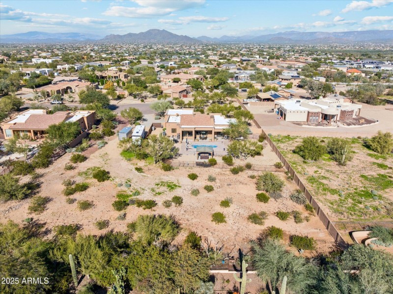 37-DJI_20251203114522_0206_D