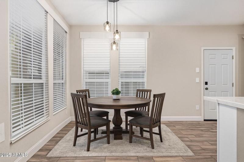 3301 S Goldfield RD 6039