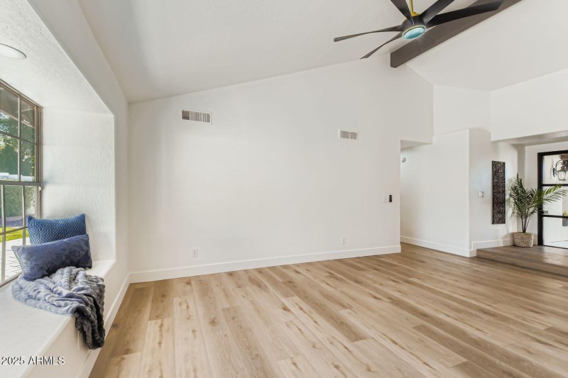 10187 N 96th Place - Web Quality - 007 -