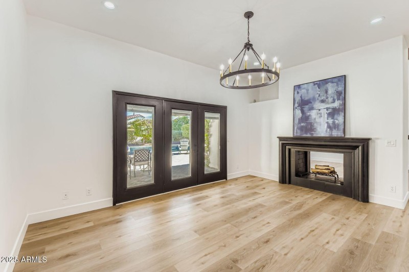 10187 N 96th Place - Web Quality - 015 -