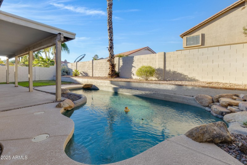 3834 E Windsong Dr-32