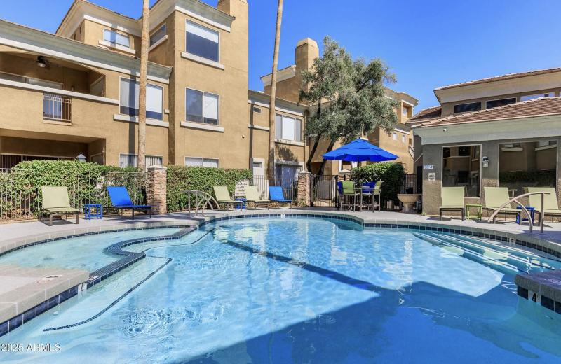 La Terrazzo community pool