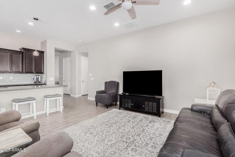 Perfect Area for Entertaining