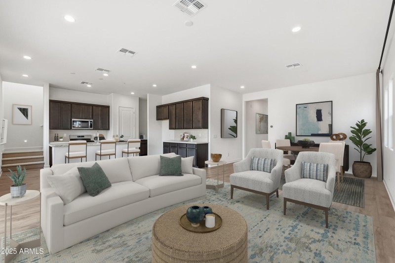 Beacon in Estrella_Peletier_82_GREAT_ROO