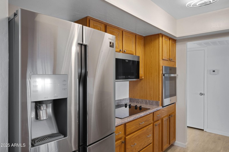 5032 W Morten Ave-16