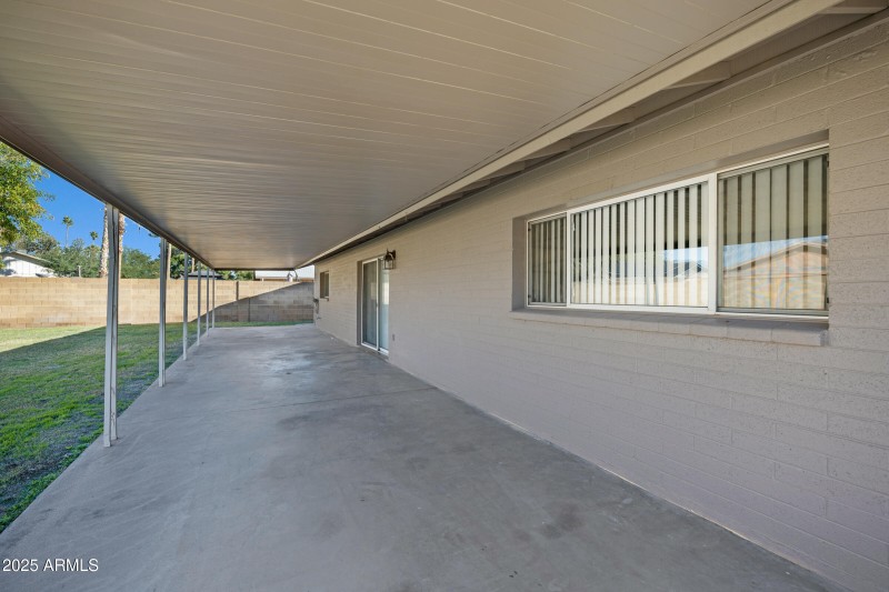 5032 W Morten Ave-33