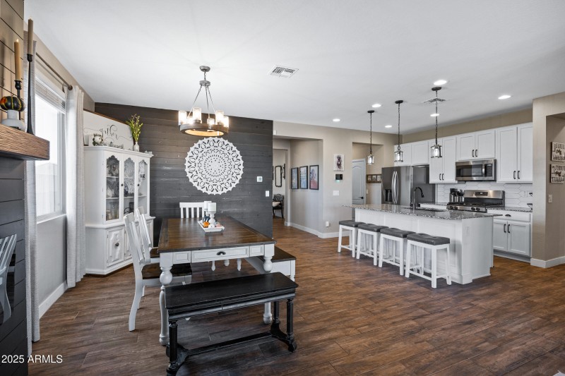 18244 W Vista Norte St-16