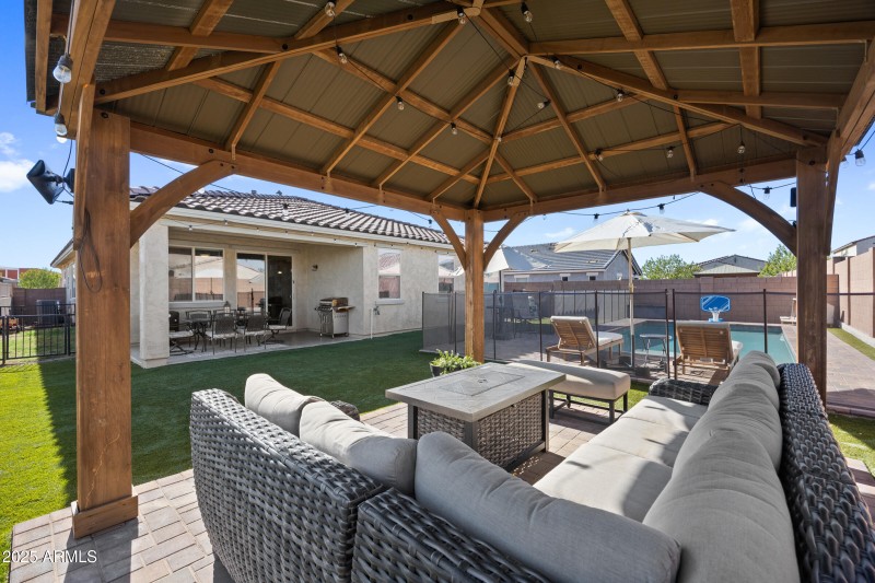 18244 W Vista Norte St-43