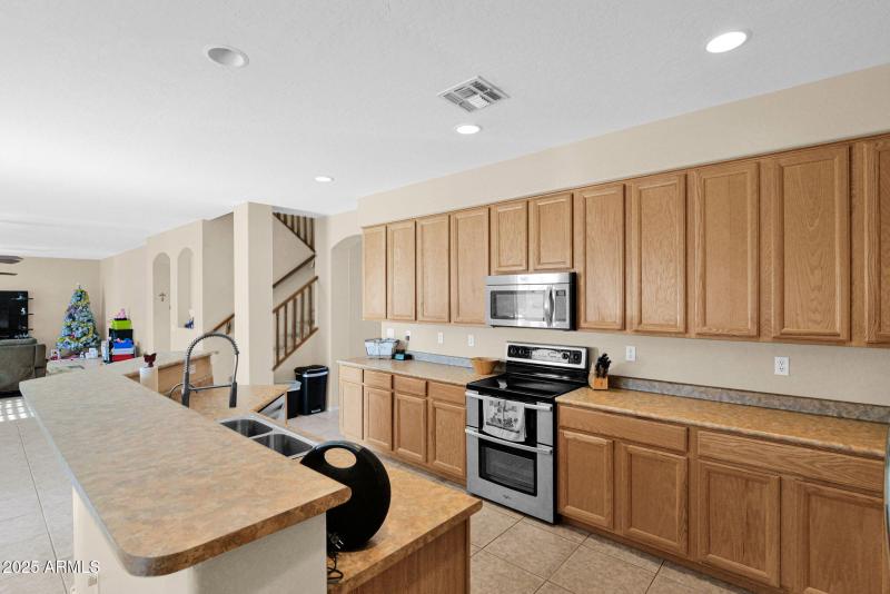 27-web-or-mls-P1383078