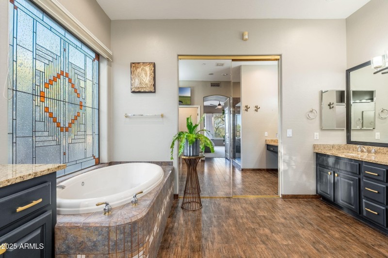 5744 E Hedgehog Pl - 27