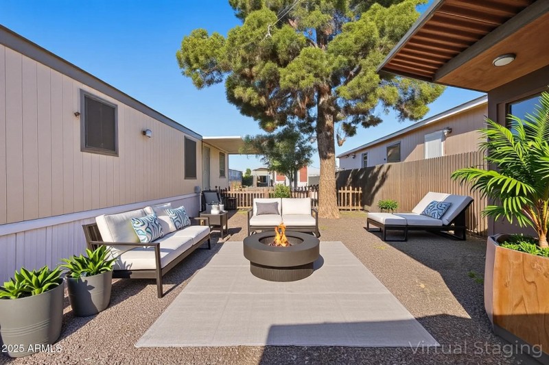 Virtually Staged Side Yard