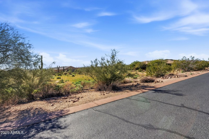 20-web-or-mls-11421 E NORTHRIDGE Street