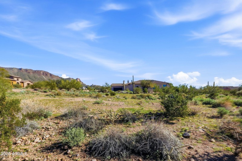 22-web-or-mls-11421 E NORTHRIDGE Street