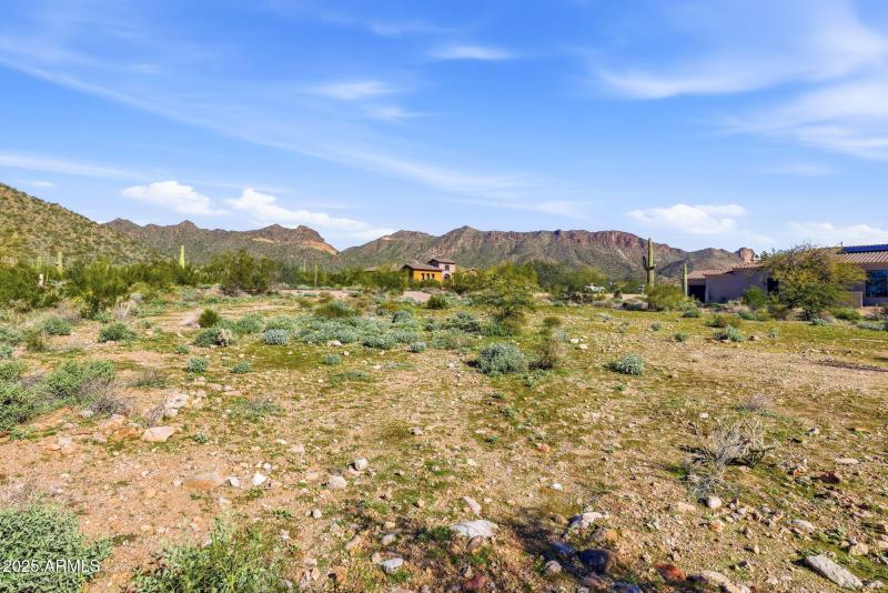 23-web-or-mls-11421 E NORTHRIDGE Street