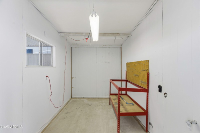 5-web-or-mls-3710 S Goldfield Rd-5