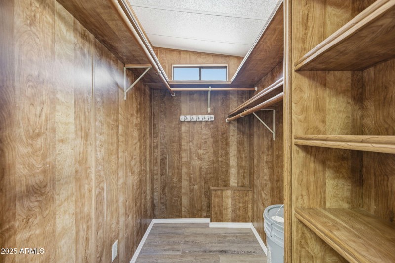 11-web-or-mls-3710 S Goldfield Rd-11