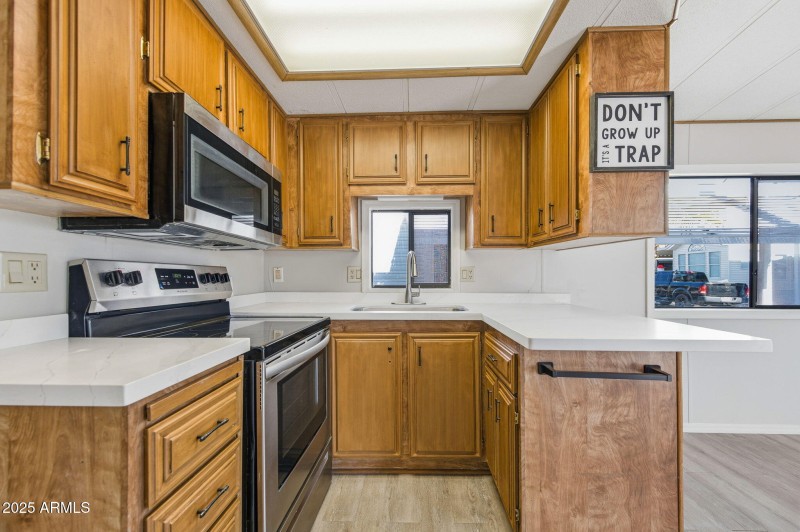 13-web-or-mls-3710 S Goldfield Rd-13