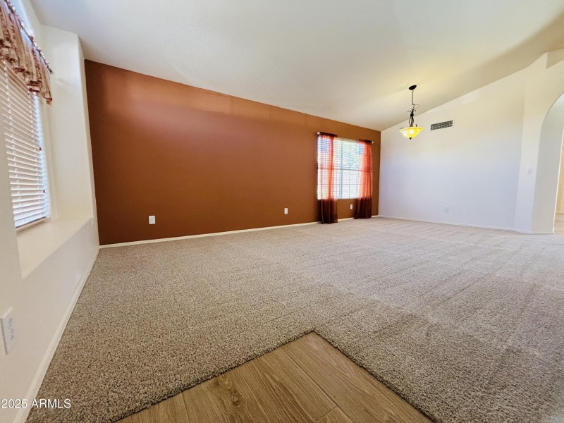 L/R & formal dining room