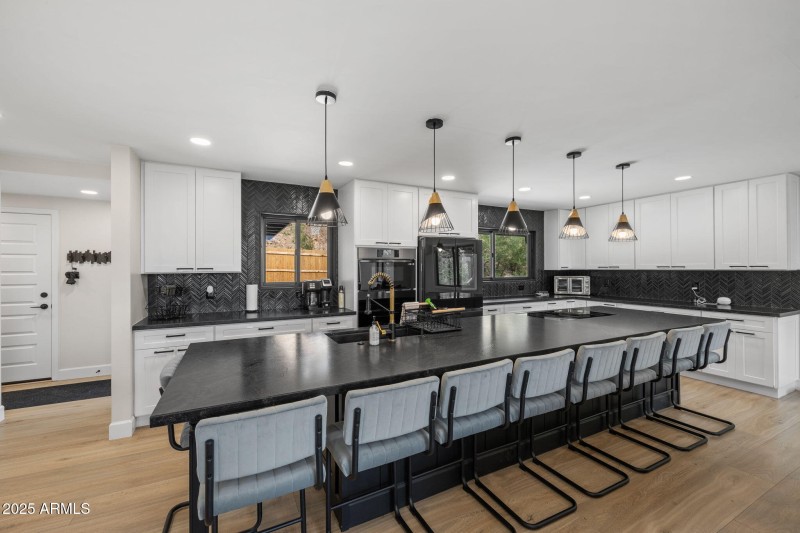 43-web-or-mls-6C1A3605