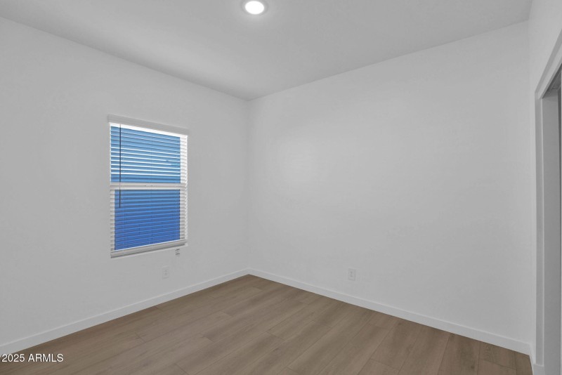 14-web-or-mls-P1393803