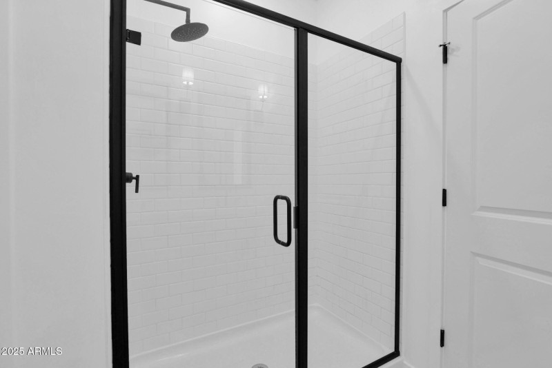 32-web-or-mls-P1393831