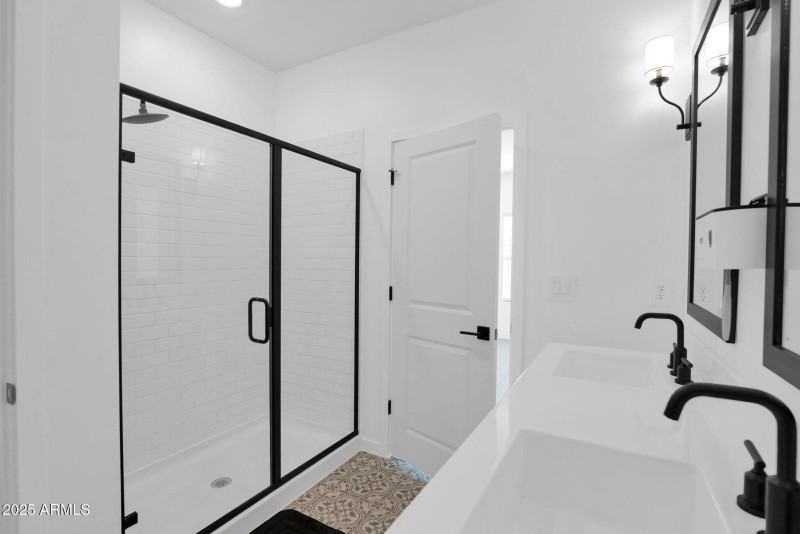 34-web-or-mls-P1393833