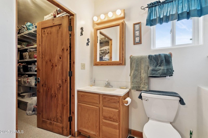 22-web-or-mls-2401-s-coyote-trail