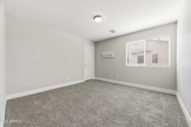 18575 N Miller Way-37