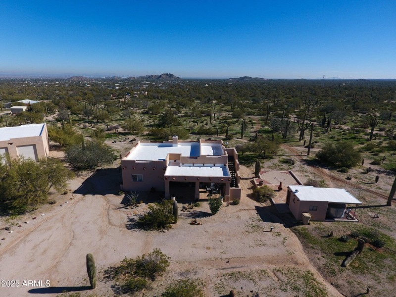 47-web-or-mls-2401-s-coyote-trail