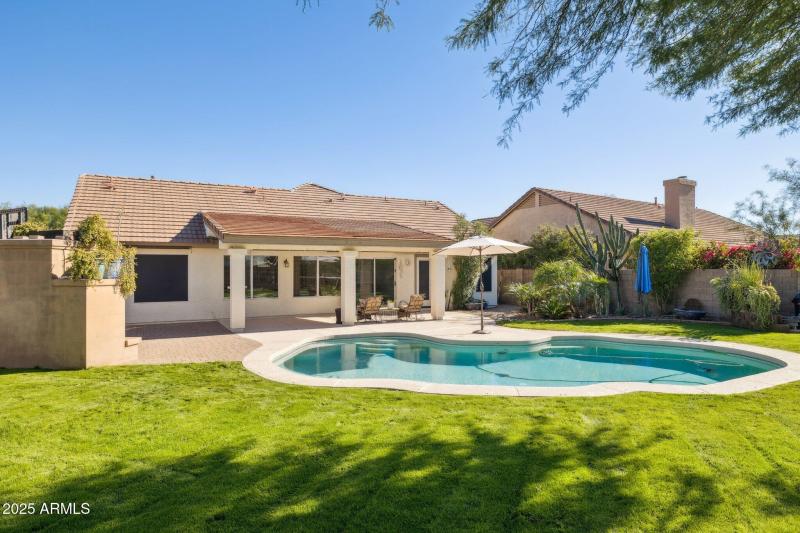 34-web-or-mls-28826-n-45th-st