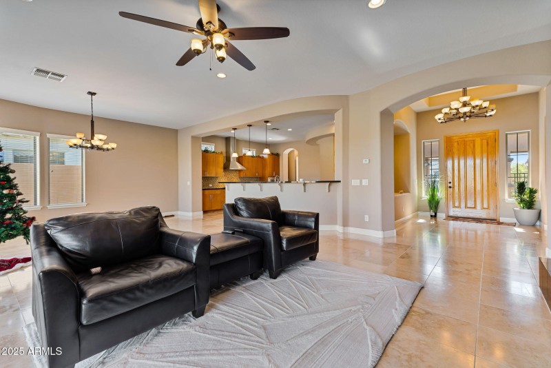 9-web-or-mls-Done Interior-22