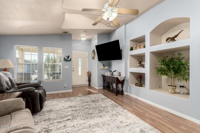 3301 S Goldfield Rd #2122