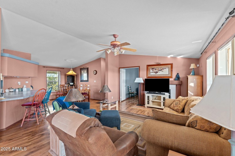 16-web-or-mls-DSC01874