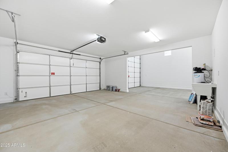 16752 W SAGUARO PARK Lane - Ready Now!