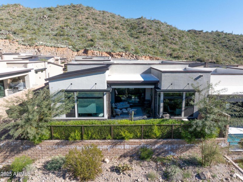 50-web-or-mls-14530-e-adero-canyon-dr