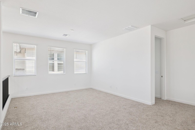 38-web-or-mls-17746-w-vogel-ave-lot-161-