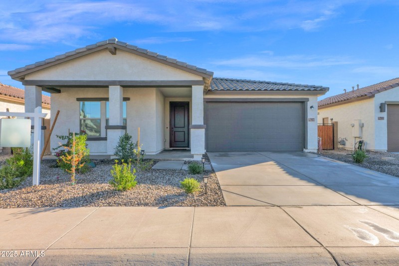 1-web-or-mls-P1393839 (2)