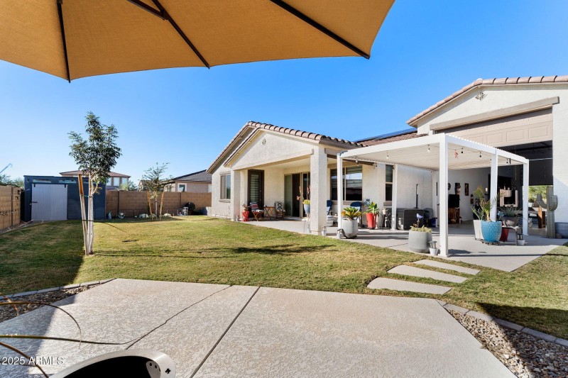 017__2049 E Entoro Dr