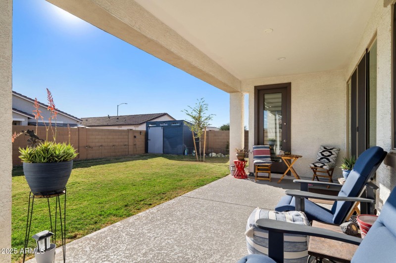 023__2049 E Entoro Dr