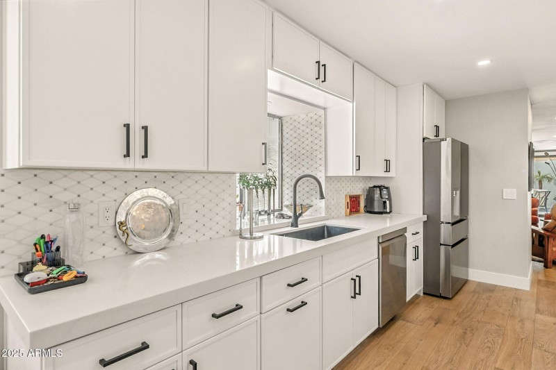 12-web-or-mls-Palo Verde-12