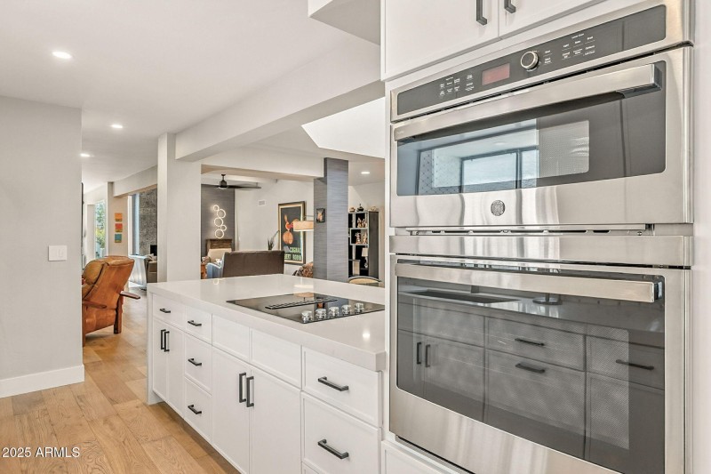 13-web-or-mls-Palo Verde-13