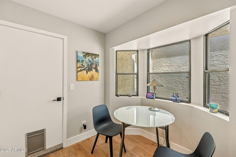 27-web-or-mls-Palo Verde-27