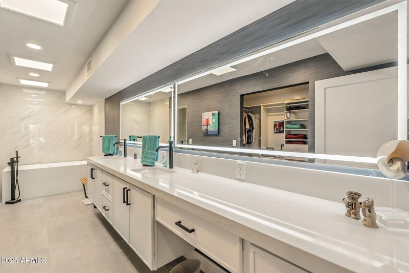 33-web-or-mls-Palo Verde-33