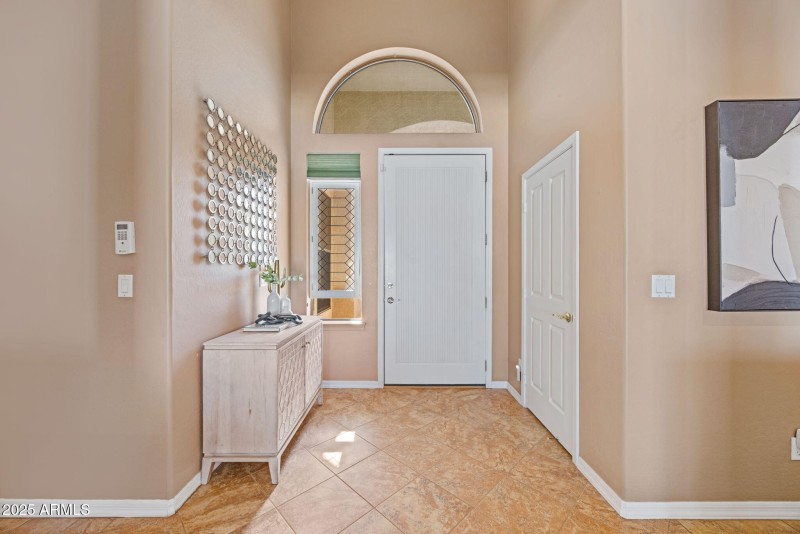 5-web-or-mls-17607-w-eagle-dr