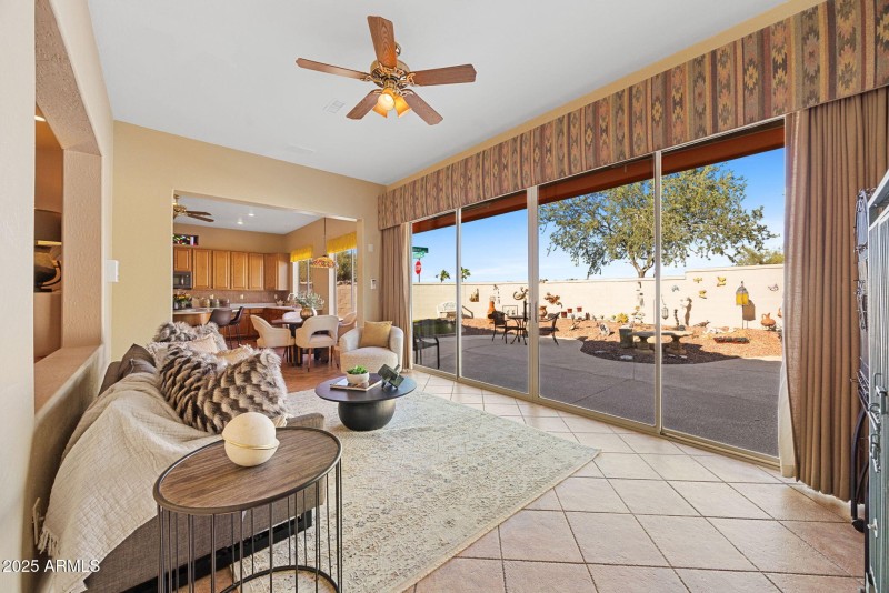 12-web-or-mls-17607-w-eagle-dr